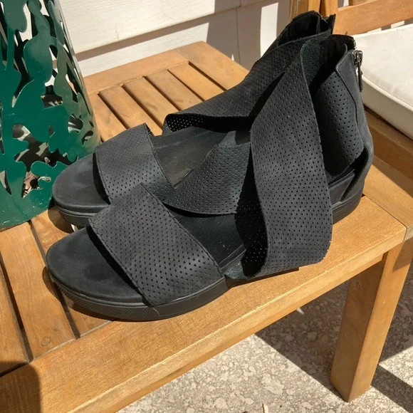 Eileen Fisher platform sneaker sole strappy nubuck gladiator sandals - Picture 1 of 5